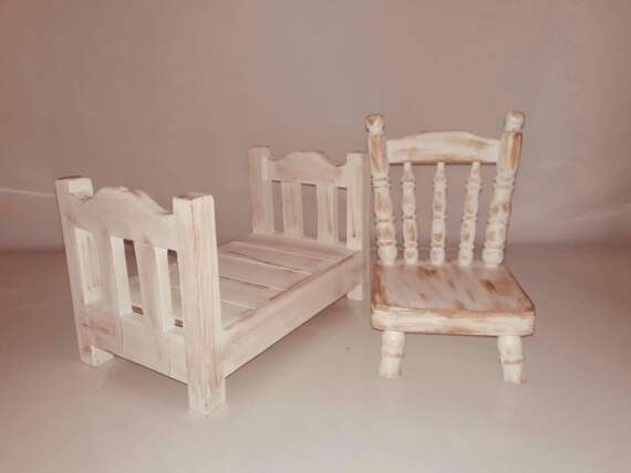 Prop Set Cama y silla