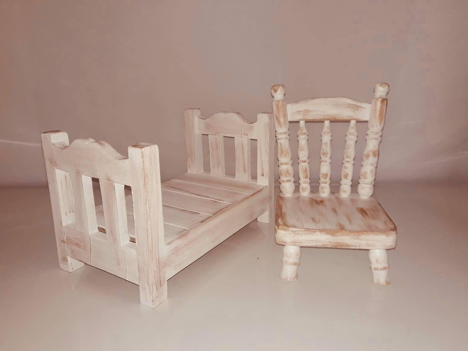Prop Set Cama y silla